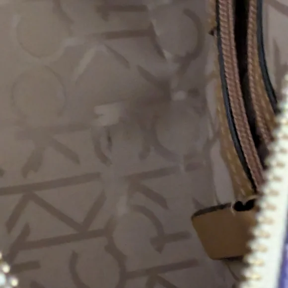 Colorful Calvin Kline purse - Picture 3 of 4